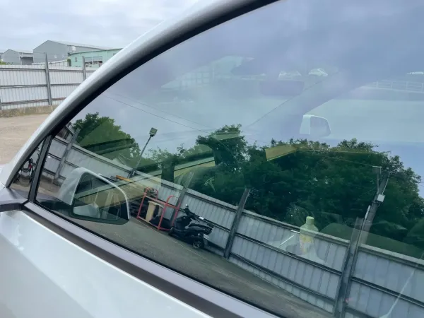 Tesla Model Y 前擋奢華40 前窗奢華40 後窗奢華70 後擋奢華40 天窗奢華40