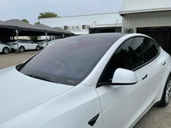 Tesla Model Y 前擋奢華40 前窗奢華20 後窗奢華40 後擋奢華20 天窗奢華70