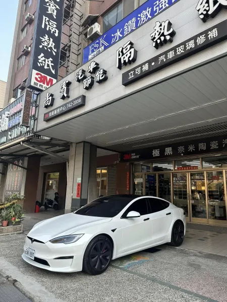 Tesla Model S 前擋CPX16 車身XE15 天窗XE70