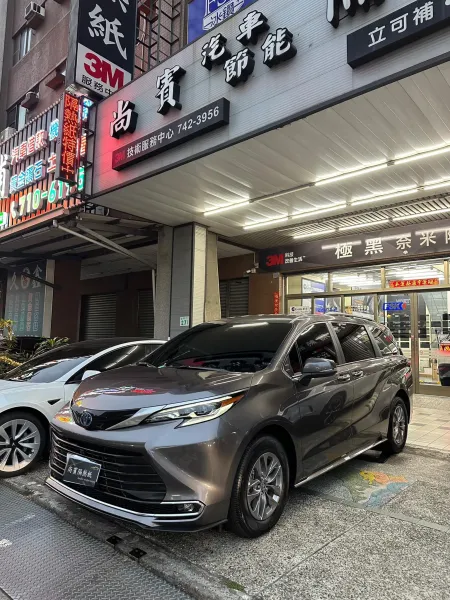 Toyota SIENNA 前擋F30 車身FX7