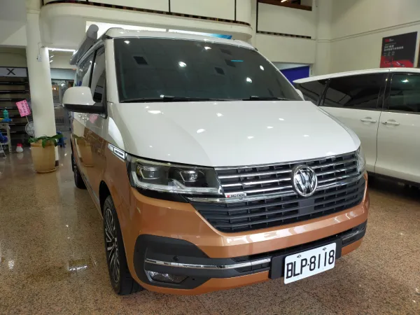 Volkswagen Californis 前檔E300車身E100