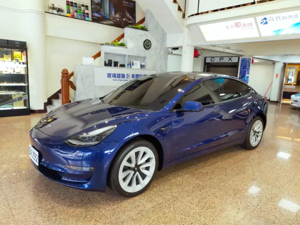 Tesla Model3 前檔LX25前兩門+後檔VX20後兩門VX10