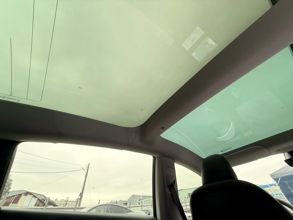 Tesla Model 3 天窗奢華70 後擋奢華20