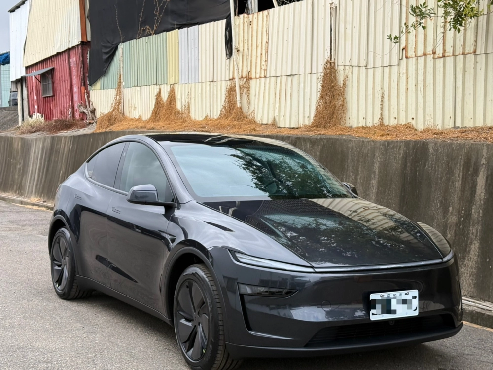 Tesla 煥新 Model Y 前擋XE70 前窗XE55 後窗XE35 後擋XE35 天窗XE35