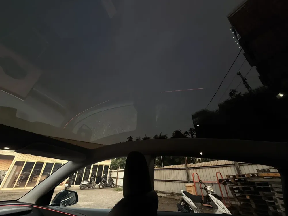 Tesla Model Y 3M奢華方案 天窗奢華40