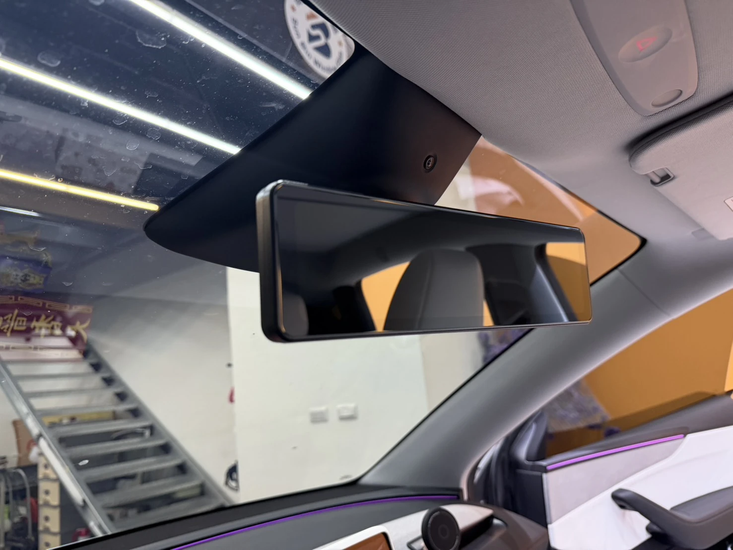 Tesla Model Y PAPAGO!X898  「一體成型後鏡頭」