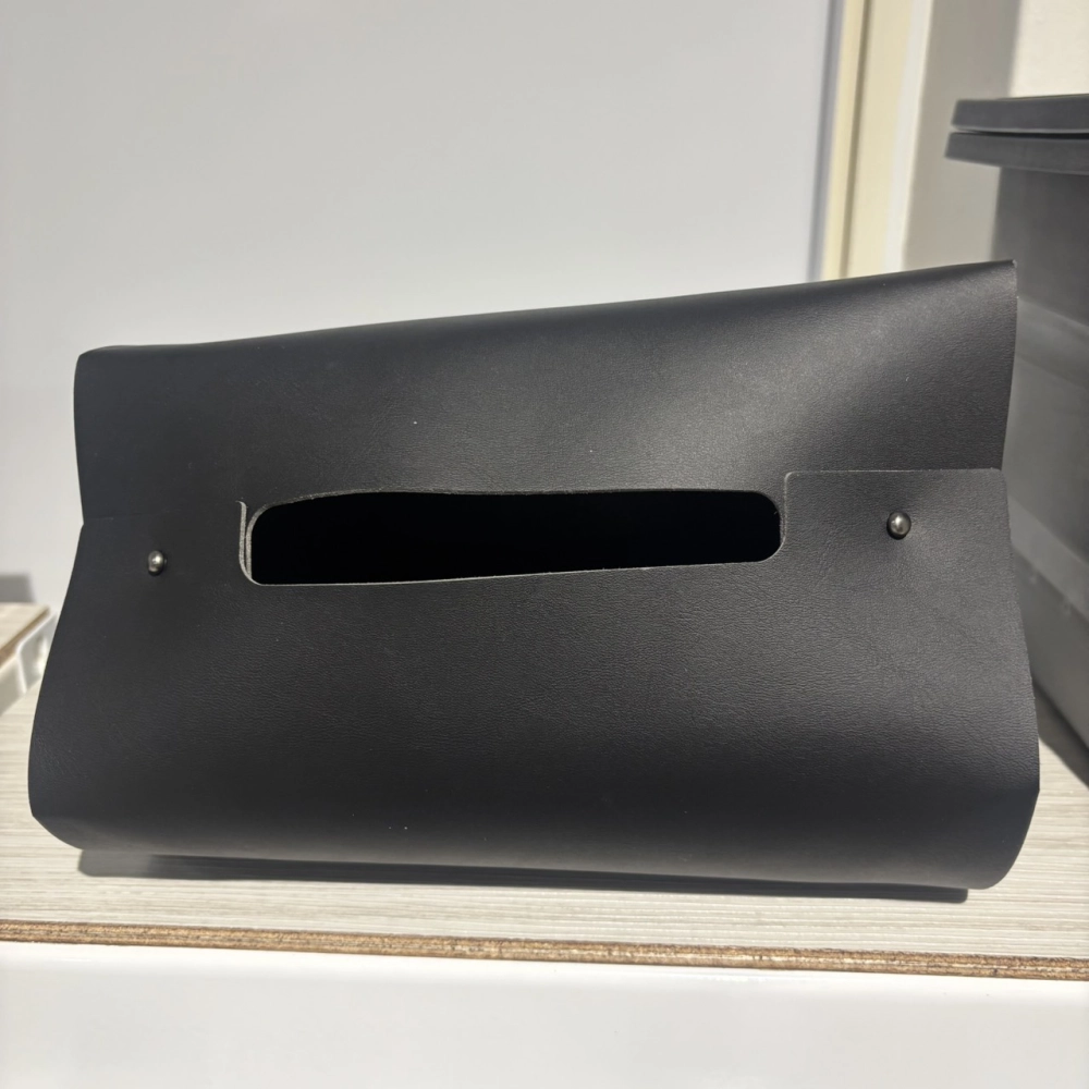 MagSafe 皮革面紙盒