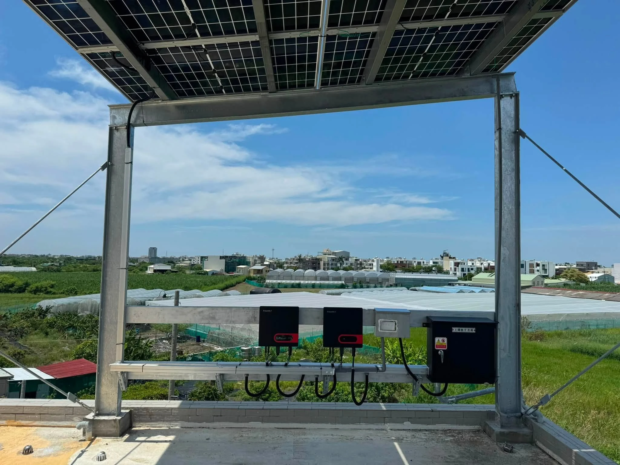 台南安南9.9kw太陽光電系統併外線已安裝完成