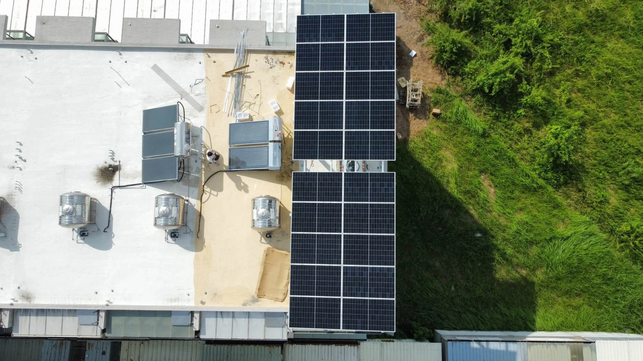 台南安南9.9kw太陽光電系統併外線已安裝完成