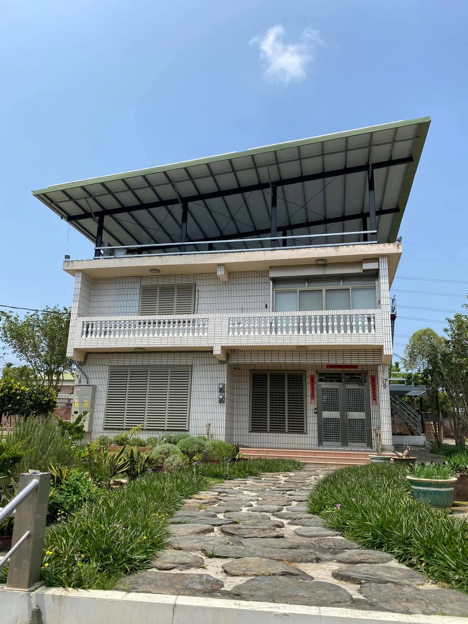 南投太陽能安裝∥嶺興路32.85kw