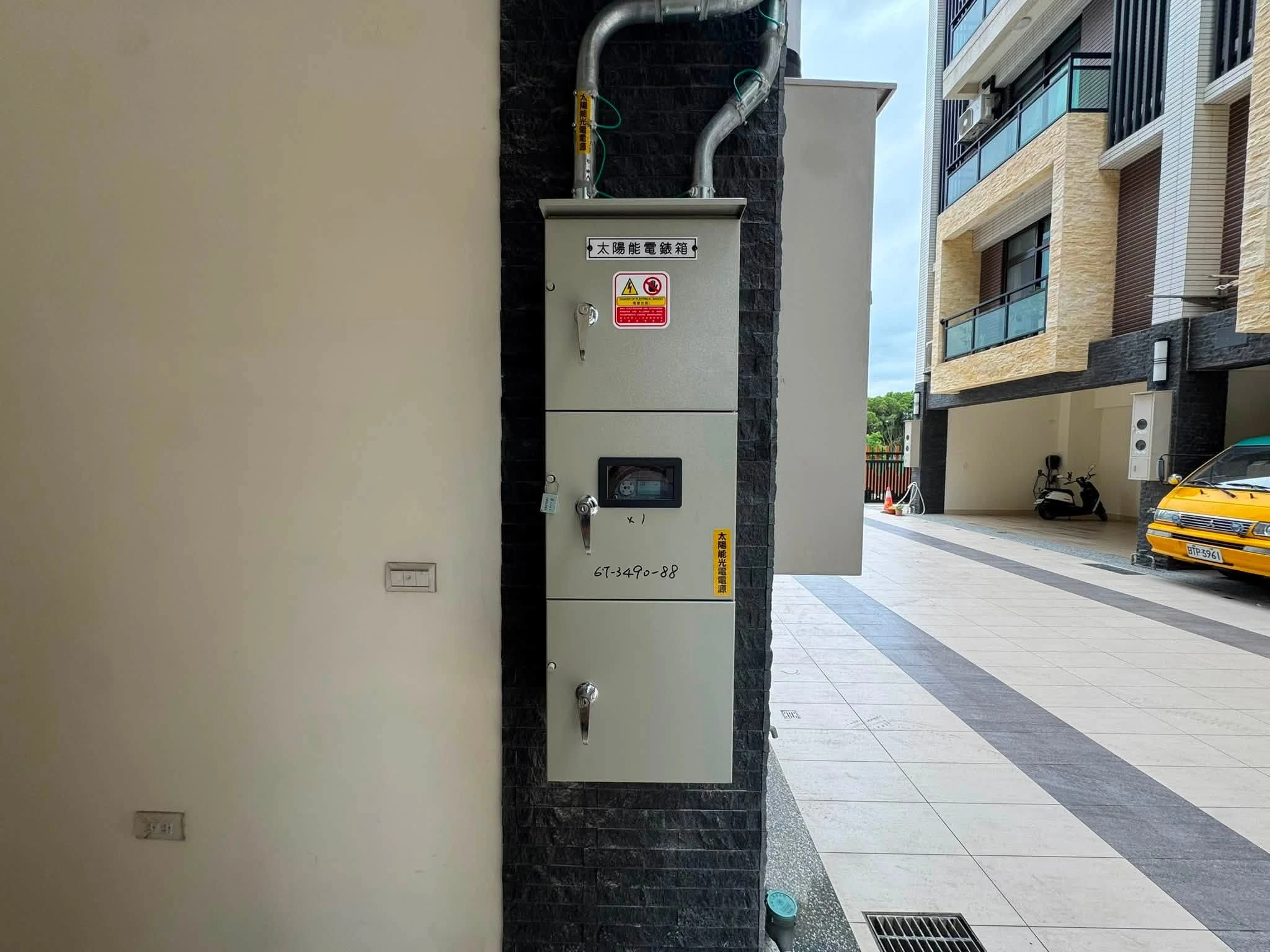 桃園大園12.5kw太陽光電系統併外線已安裝完成