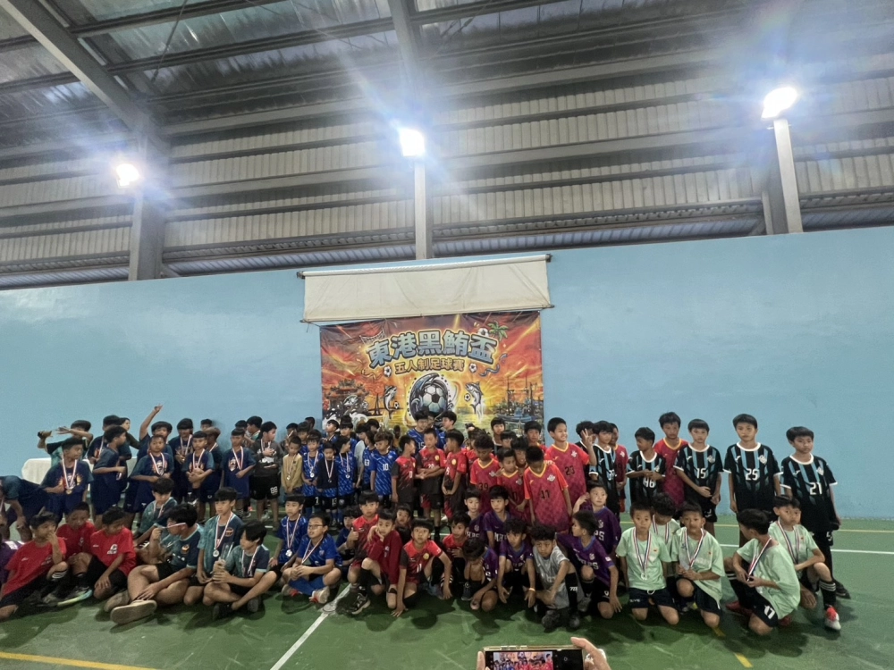 東港黑鮪魚盃U10亞軍公開休閒組冠軍