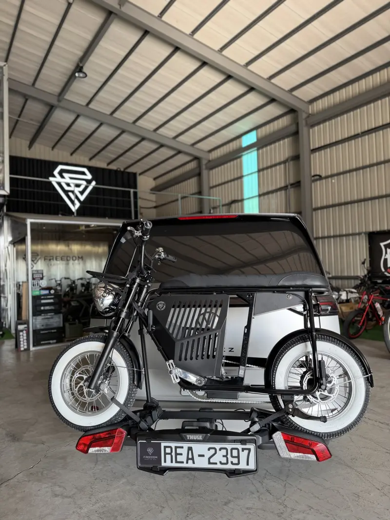 Thule OutPace 2台單車平台車架(可折疊)