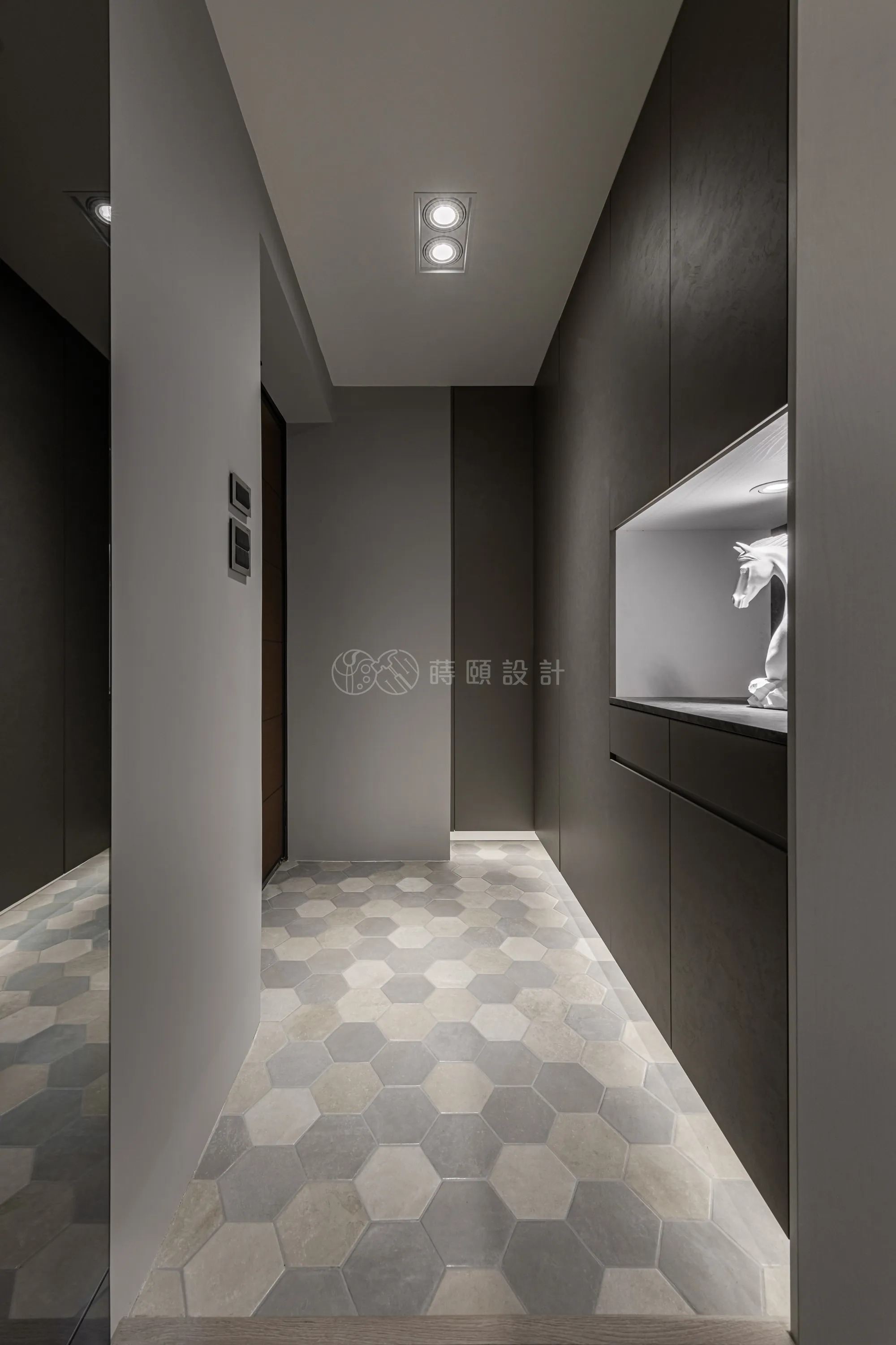 灰韻流光｜林口室內裝修｜台北室內裝修