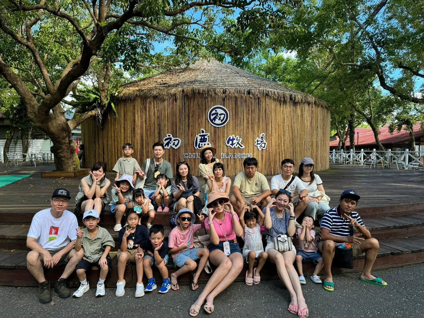 大型巴士包車推薦柚子旅遊｜員工旅遊、團體活動的客製化交通提案┃台中包車┃南投包車┃