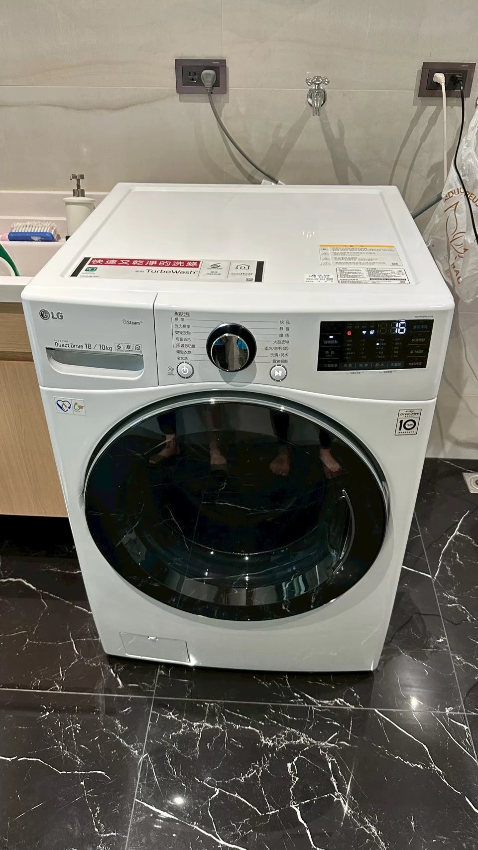 彰化縣二林鎮LG18kg滾筒式洗衣機