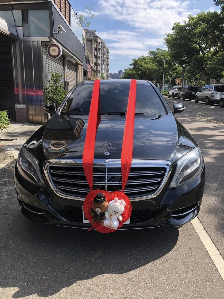 Benz S系列W222+兩部E系列W212小改款