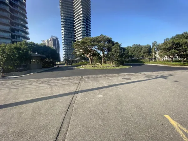 社區地下室坡道及門口路面改善
