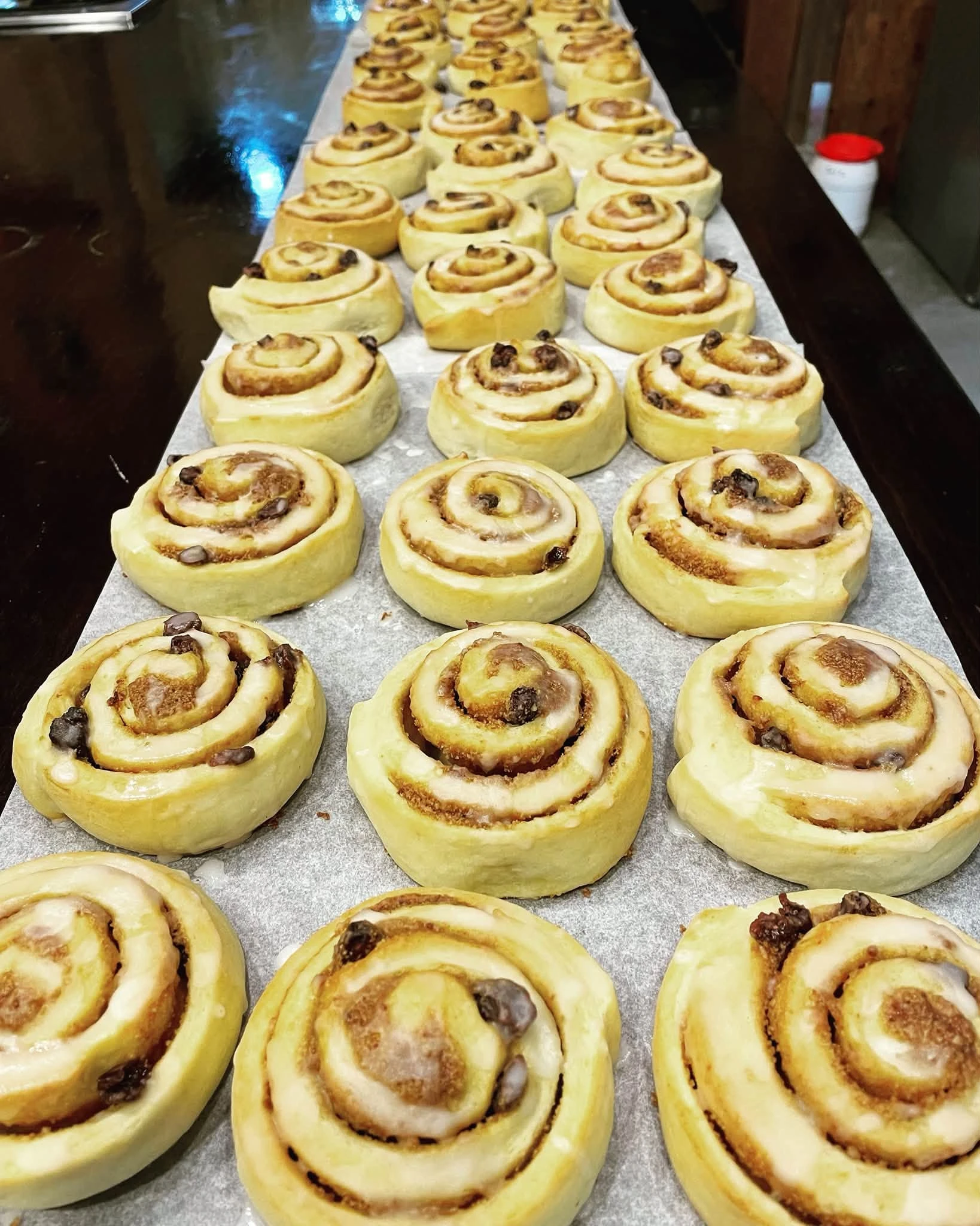 歷史悠久的工藝：德式葡萄乾蝸牛捲 (Rosinenschnecken)