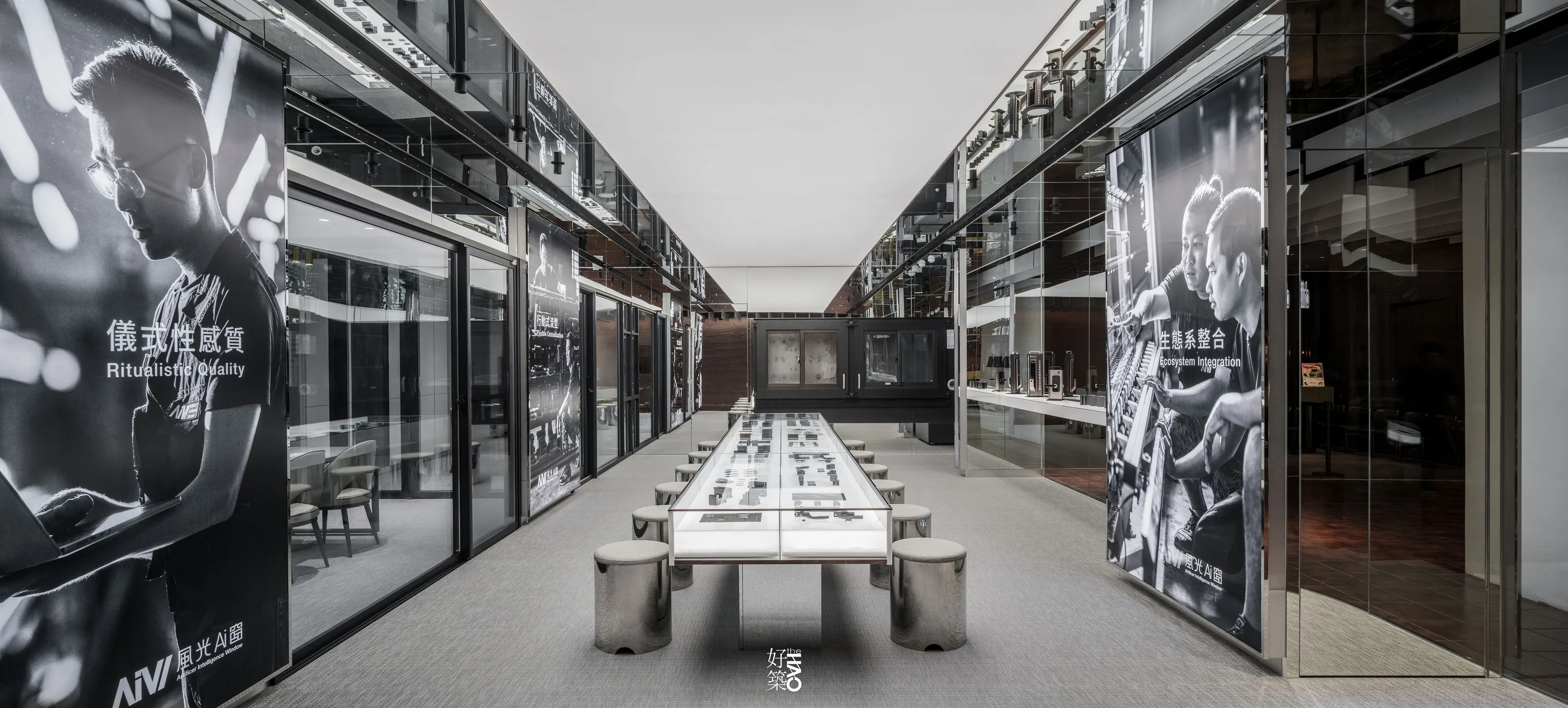 浮光掠影：未來感空間中的產品展示與陰陽調和 | 商空設計 | 精品設計