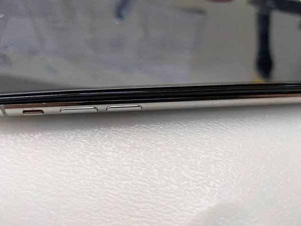 教你看懂iPhone變形彎曲有哪些原因？