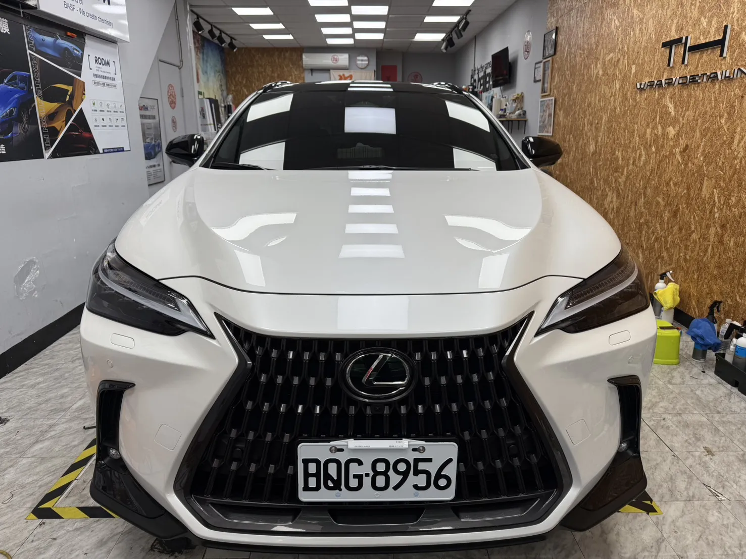 Lexus nx350h 局部黑化+局部犀牛皮+陶瓷鍍膜｜高雄汽車鍍膜｜高雄犀牛皮包膜