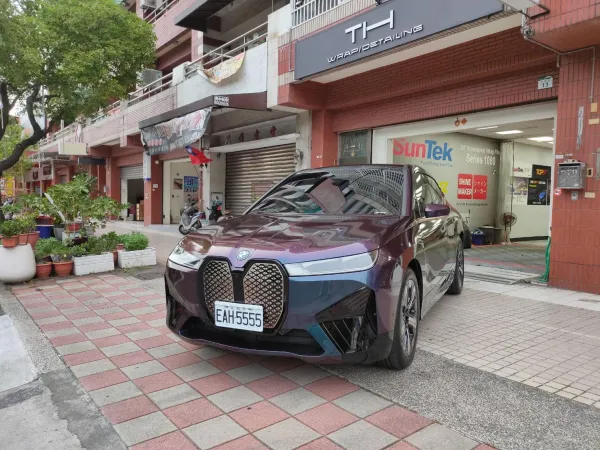 BMW IX｜3M 2080 Gloss Flip Deep Space + 局部犀牛皮+螢幕保護貼+內裝保護貼