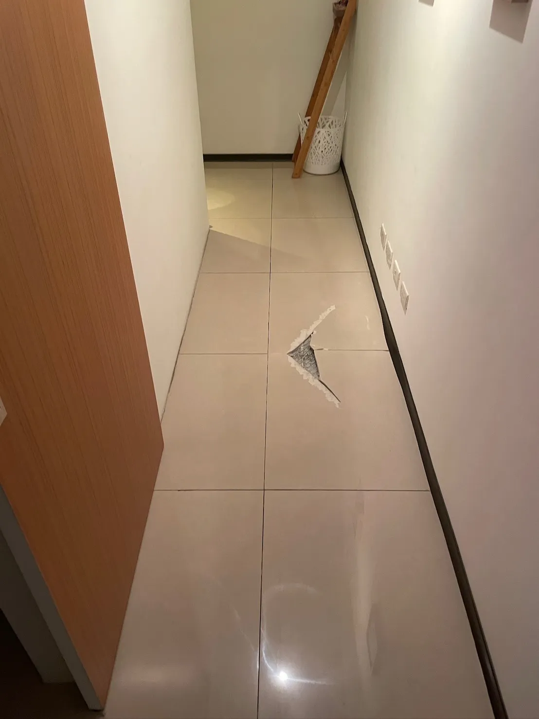 壁磚裂開／爆裂修補全攻略