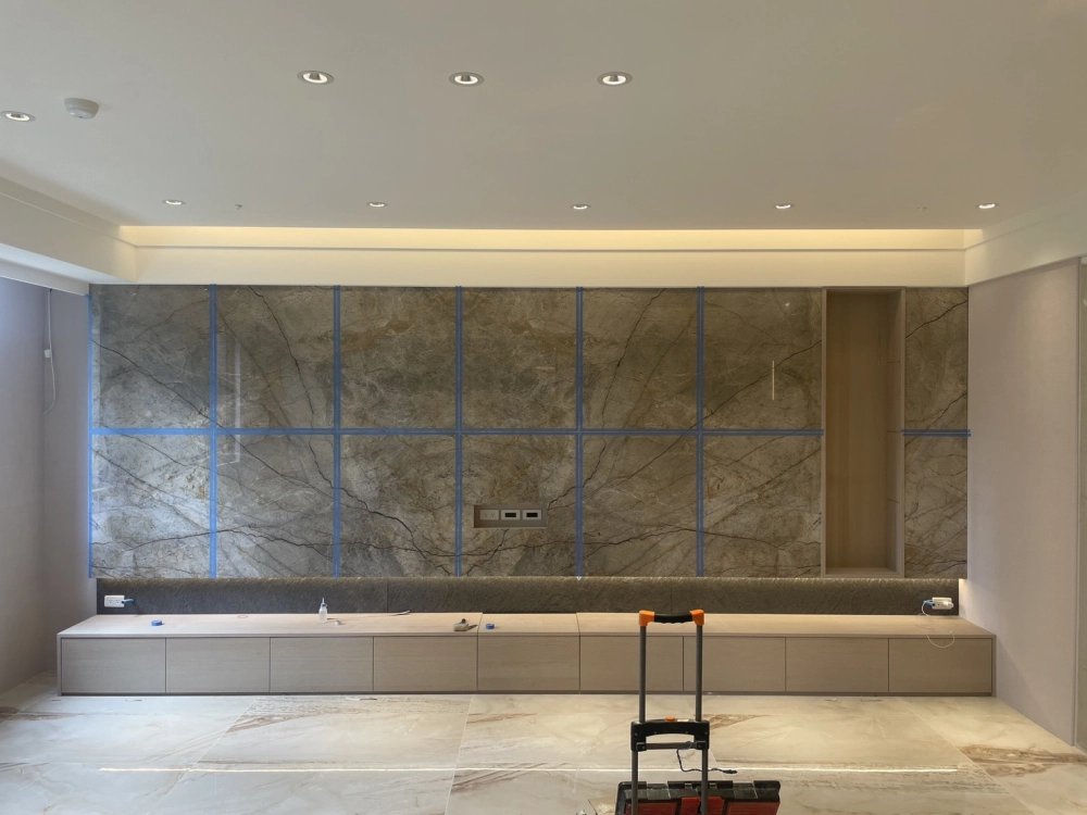 石材電視牆 無縫 研磨拋光處理