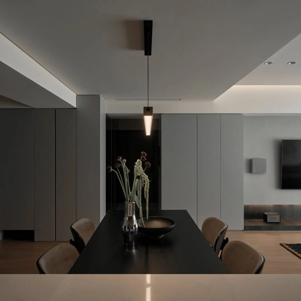 灰階律動 · 寫下家的故事