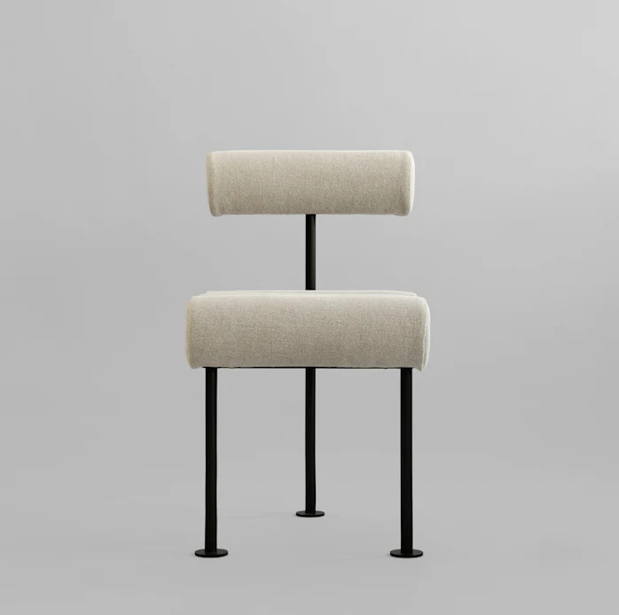 Hiro 餐椅 - 黑色框架 - 沙色