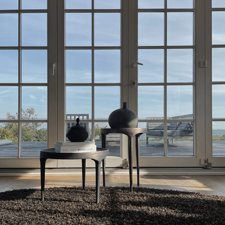 幻影桌,低 - 古董色