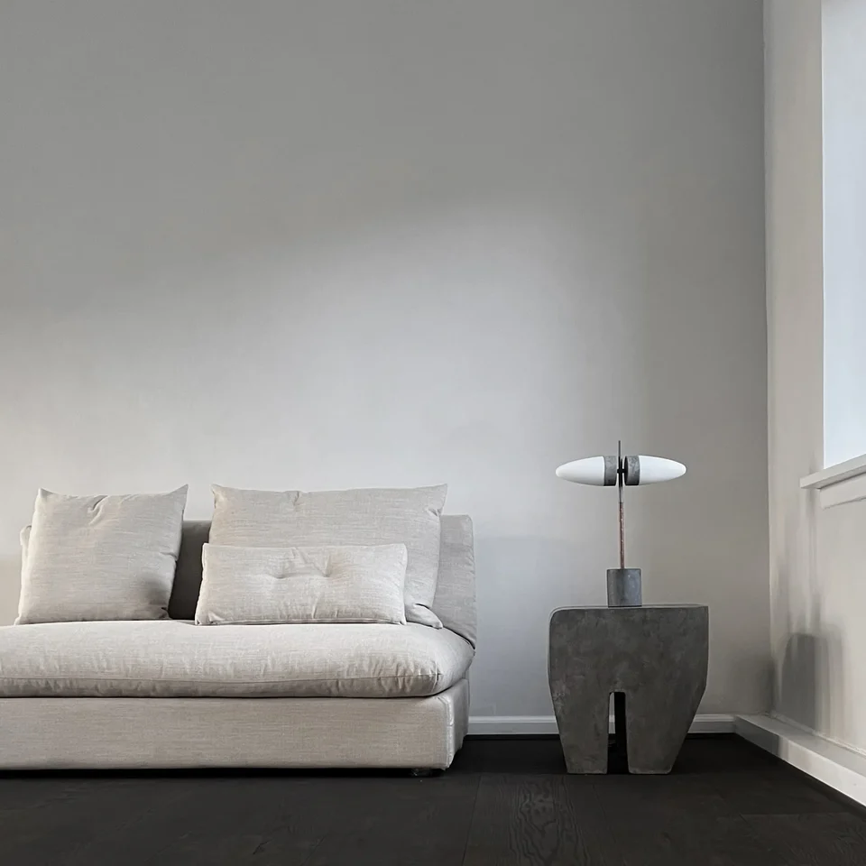 牛角桌燈 - 斑駁灰色