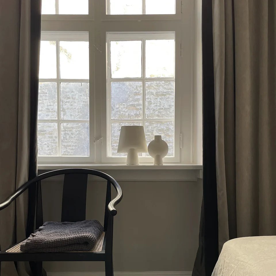 Sphere球形花瓶,四方形,迷你 - 骨白色