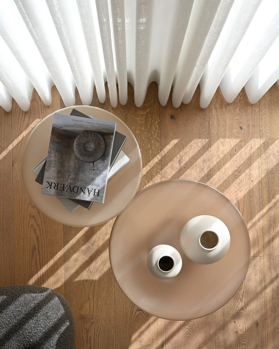 皇冠桌,高 - 霧沙色