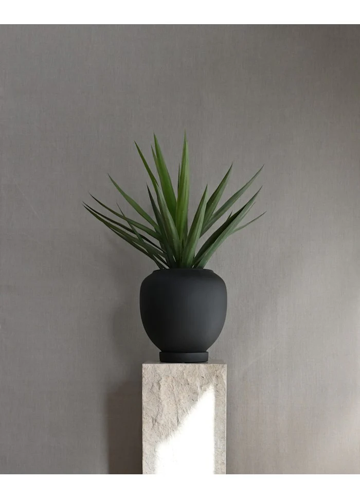 素直植栽盆,霧面中 - 黑色