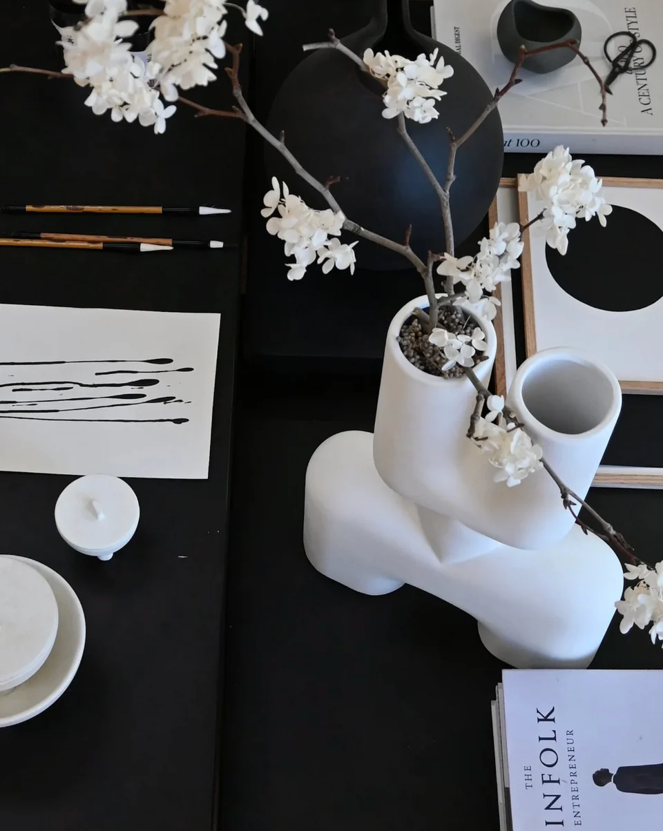 眼鏡蛇花瓶,中型- 骨白色