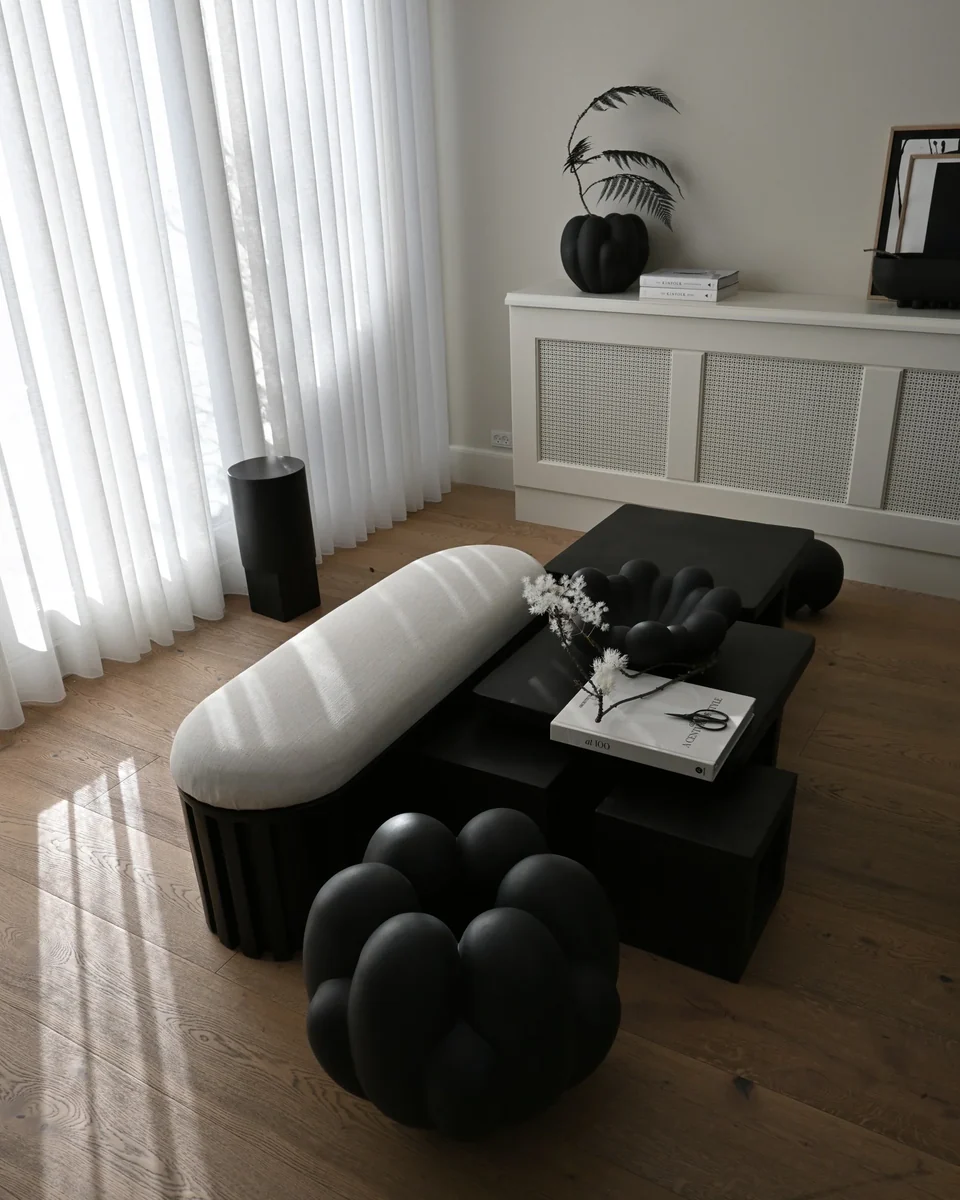 綻放花瓶,小 - 黑色