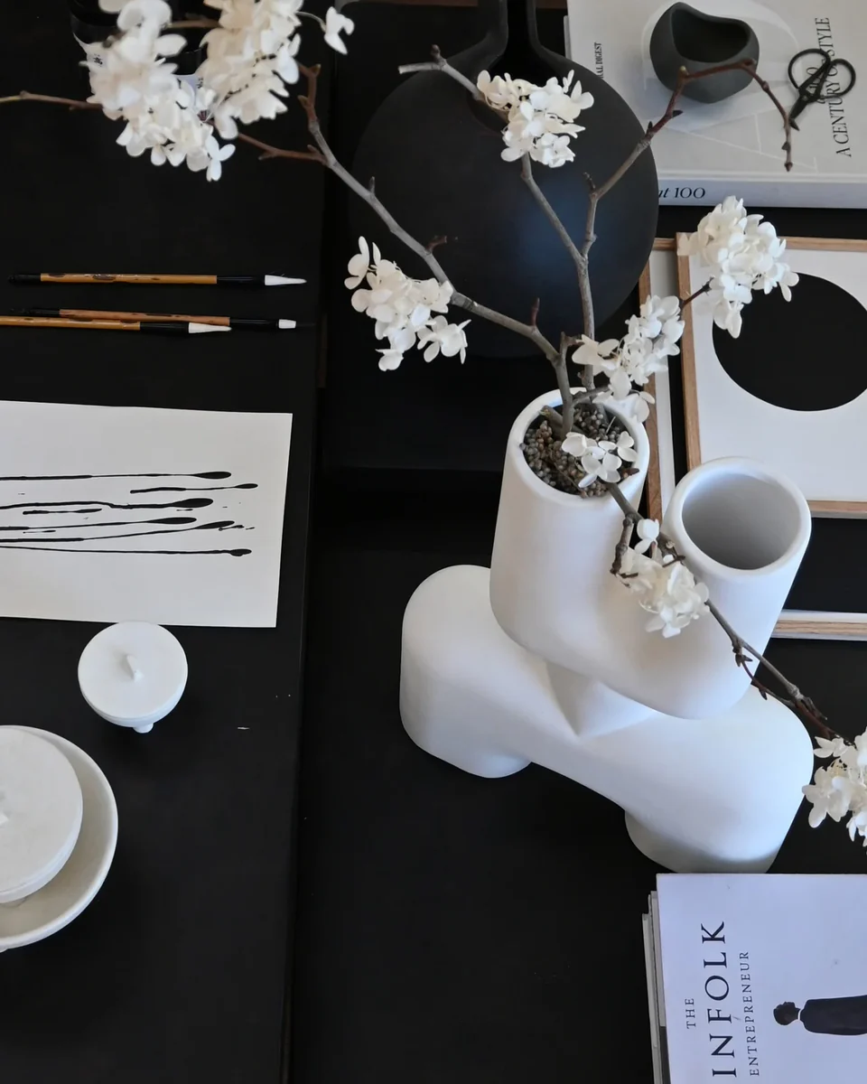 眼鏡蛇花瓶,中型 - 骨白色