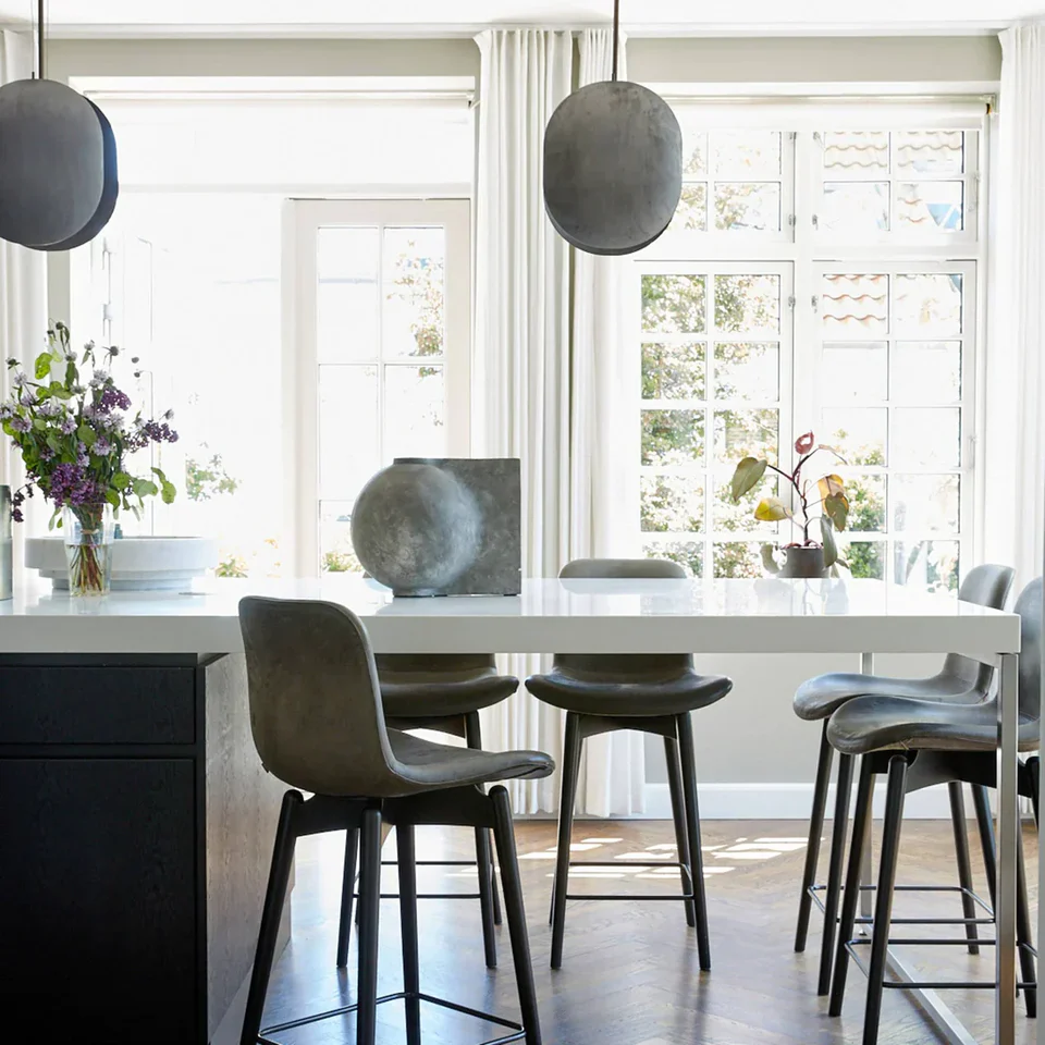 偏移花瓶,迷你 - 深灰色