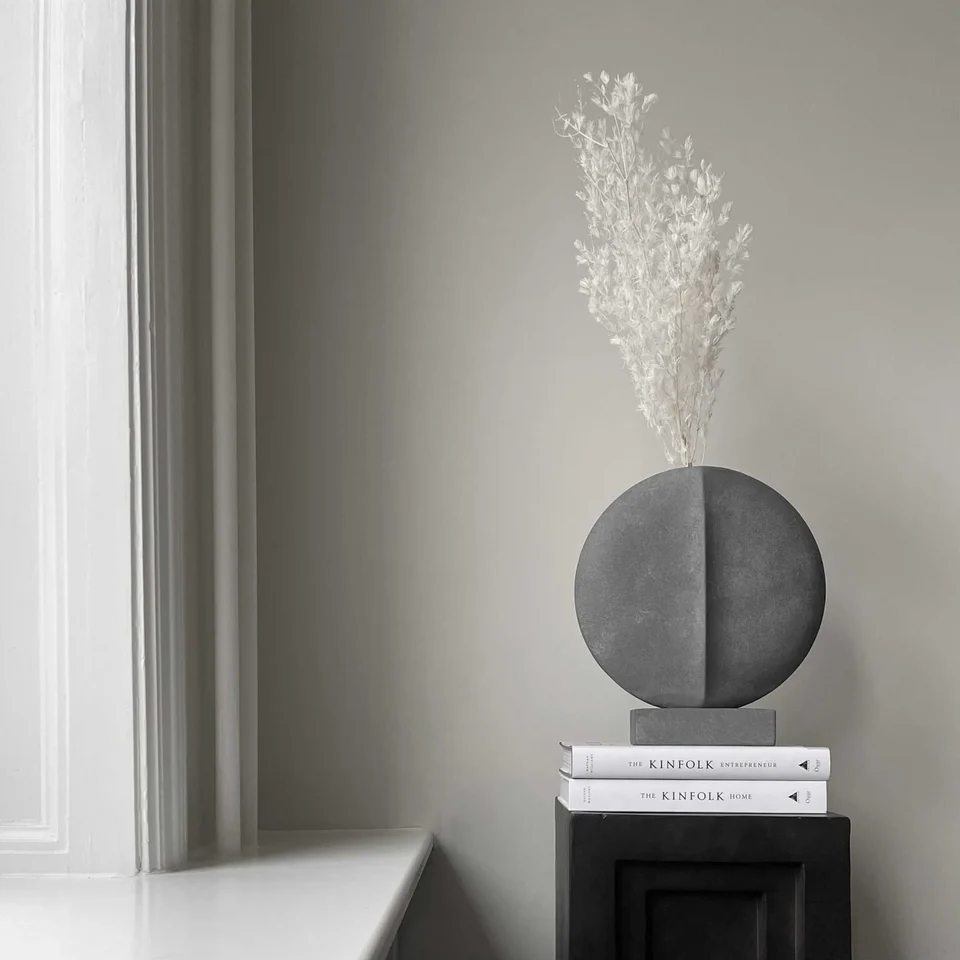 古根海姆花瓶,小 - 深灰色