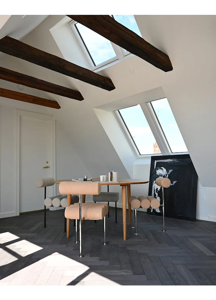 Hiro 餐椅 - 拋光不鏽鋼 - 磨砂牛皮革