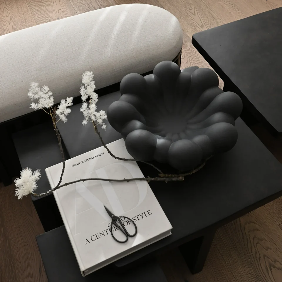 綻放陶盤,大 - 黑色