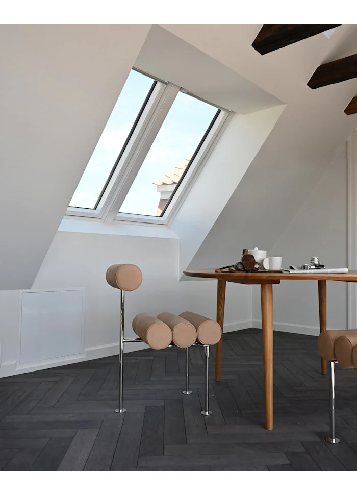 Hiro 餐椅 - 拋光不鏽鋼 - 磨砂牛皮革