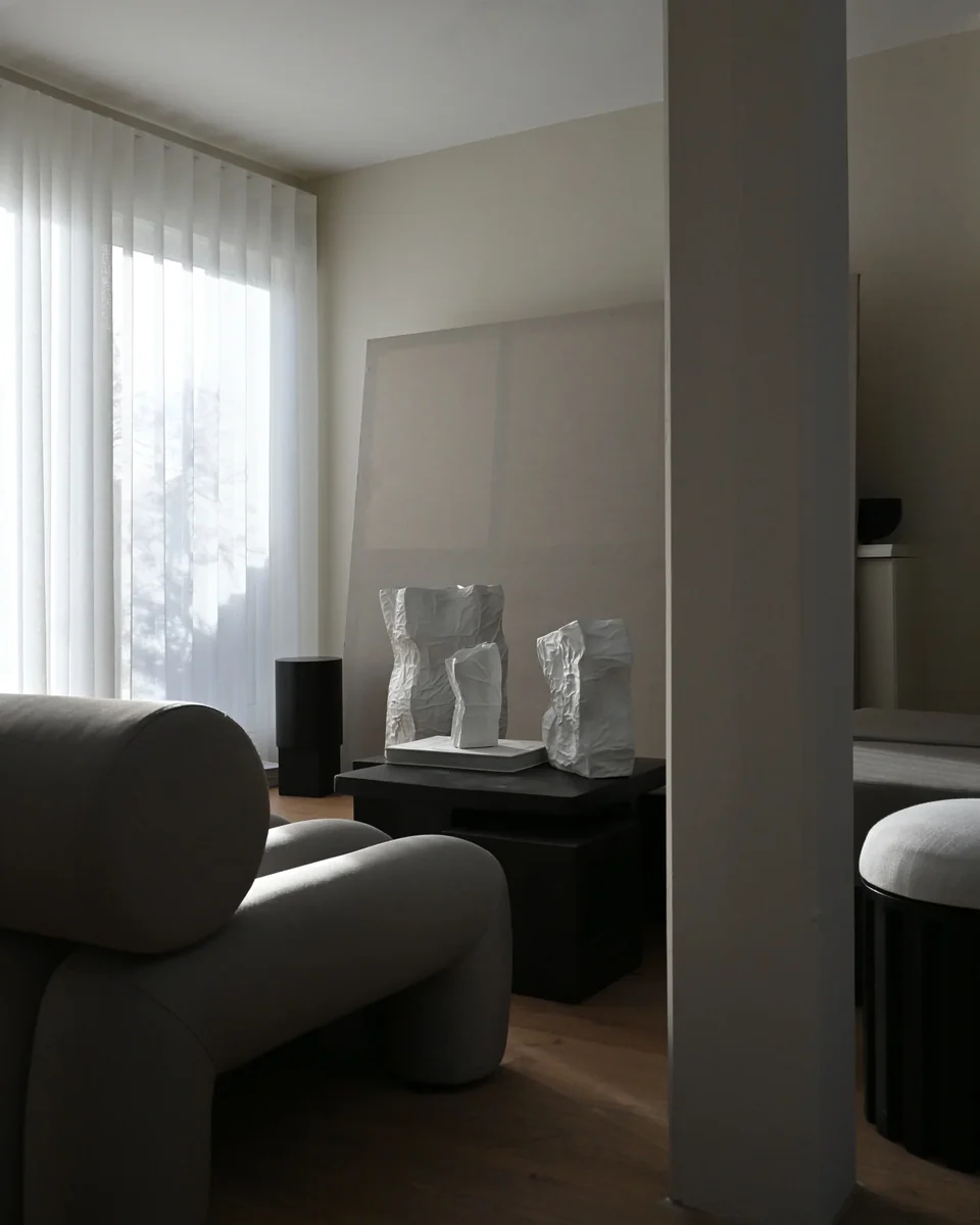 皺褶花瓶,大 - 骨白色