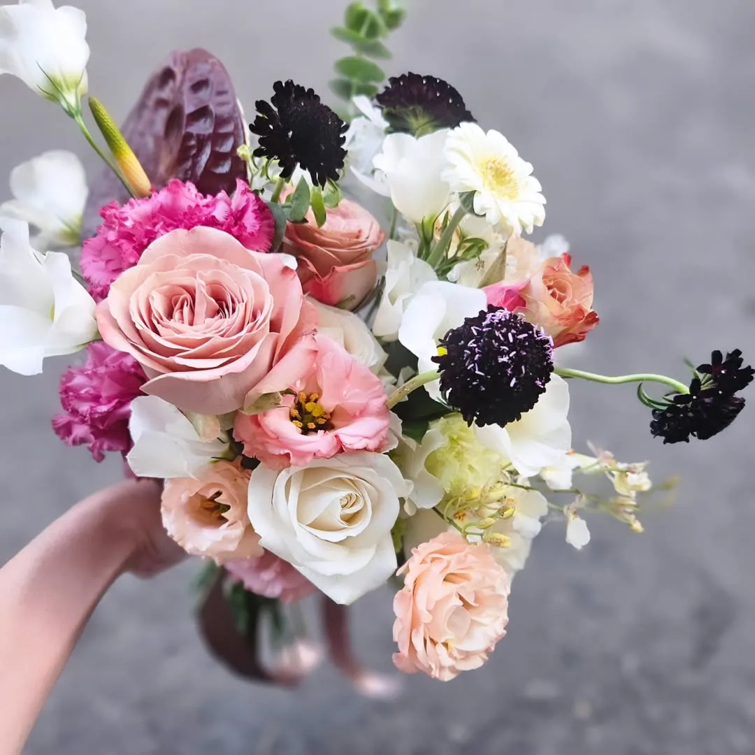選一束你喜歡的花｜台中客製化花束｜台中花藝教學