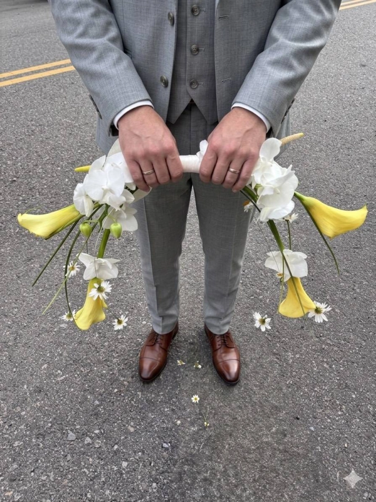 永恆的愛-鮮花線條捧花