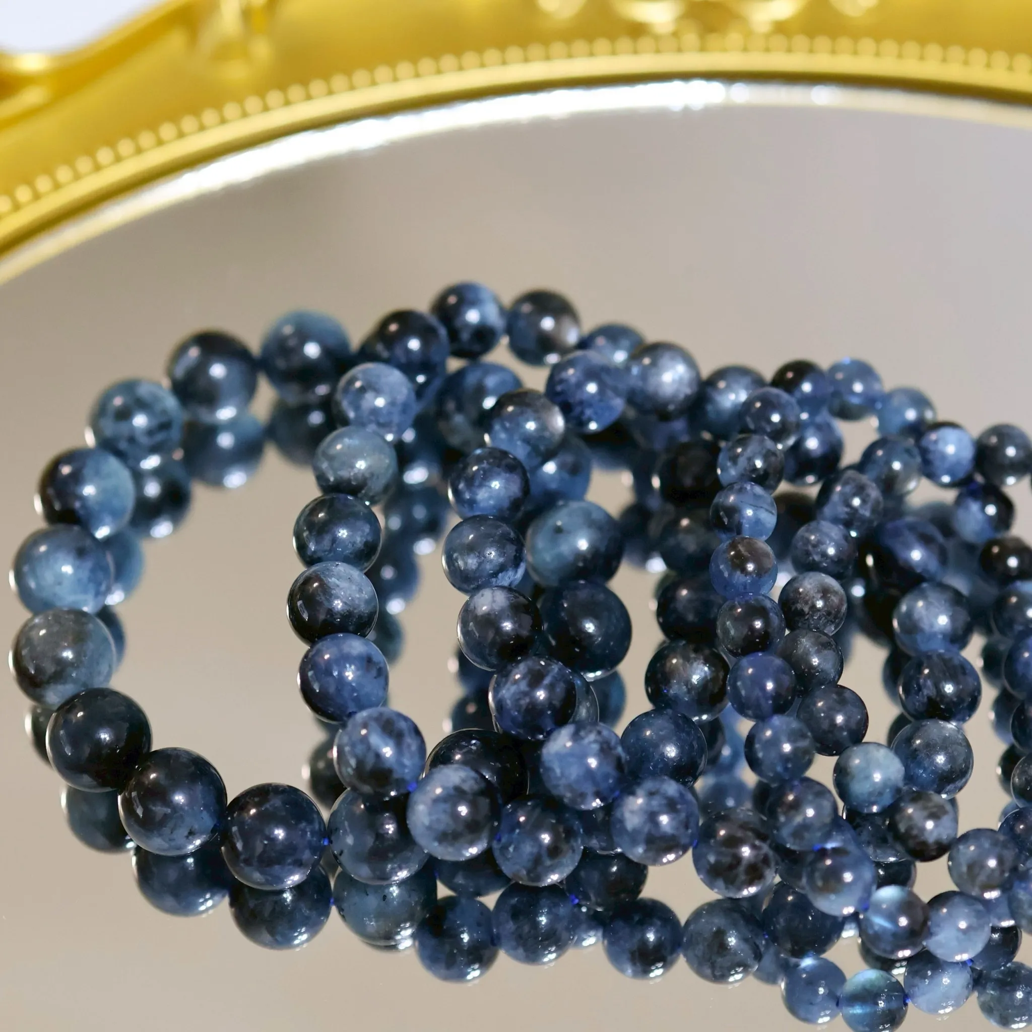 純串｜黑爆閃海藍寶（魔鬼海藍寶）