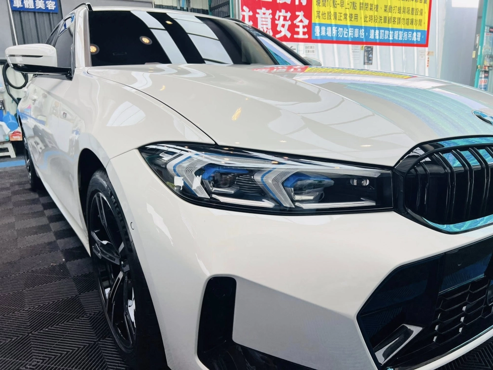 BMW 320 旅行車 加強鍍膜防護
