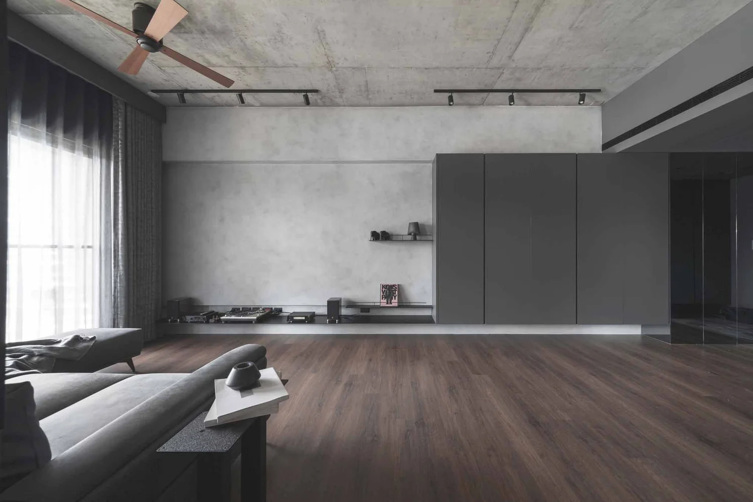 Ⓖ讓靜謐來承接一切擾擾